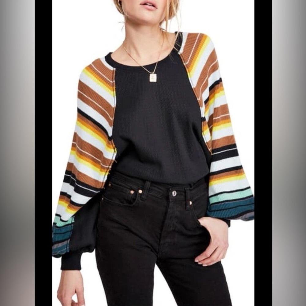 We The Free Rainbow Dreams Balloon-Sleeve Top in Black. Size M.
